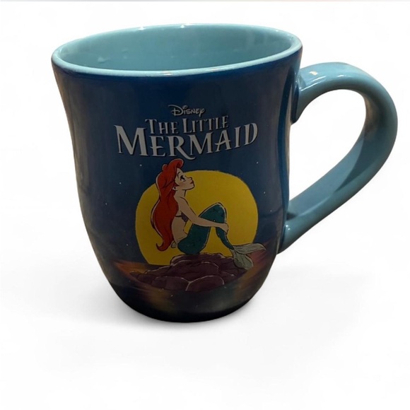 Disney Mug/Kitchen bundle! - Picture 6 of 6
